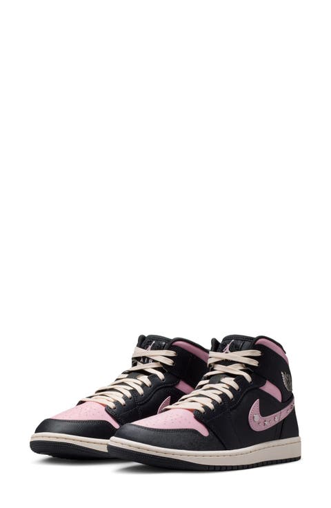 Air Jordan 1 Mid SE Basketball Sneaker (Women)