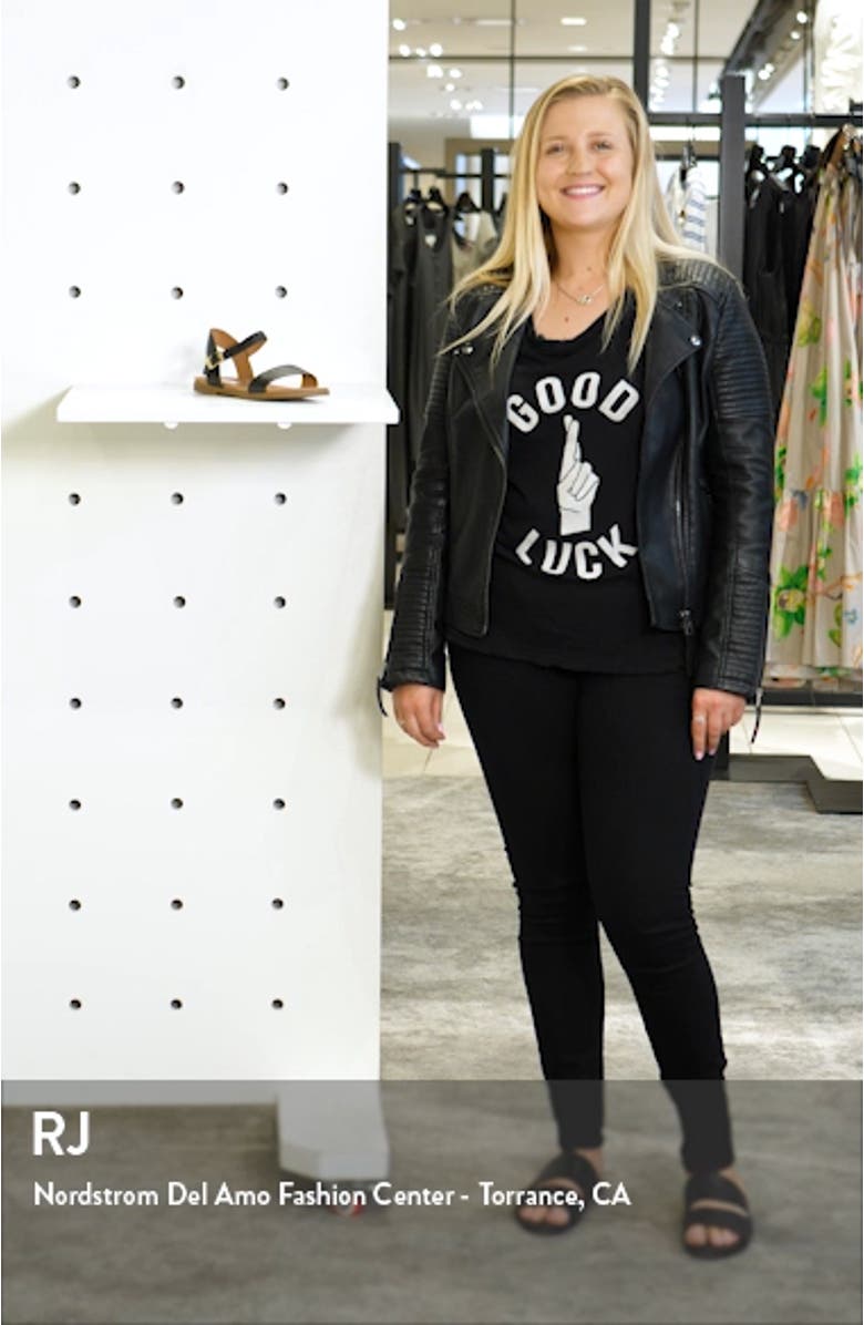 Dina Sandal, sales video thumbnail