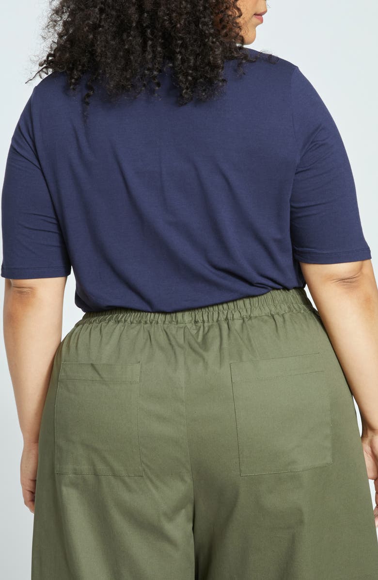 Universal Standard Lily Liquid Jersey V-Neck T-Shirt, Alternate, color, Midnight