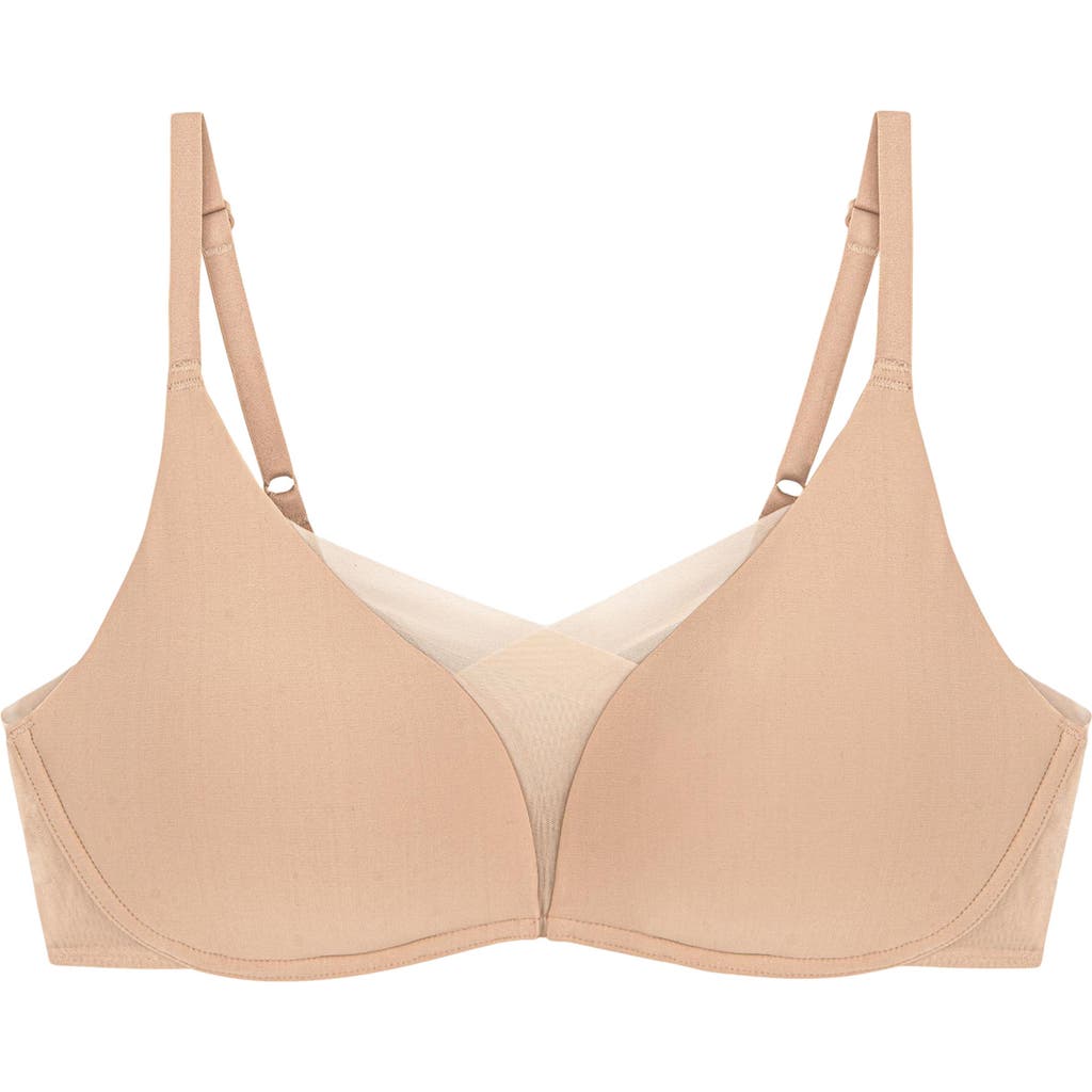 Triumph Shape Smart Wireless Bra In Neutral