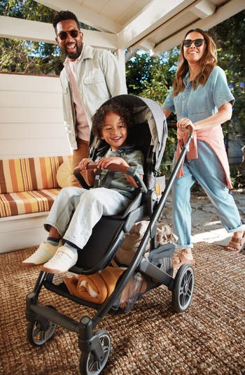 Cruz<sup>®</sup> V3 Stroller