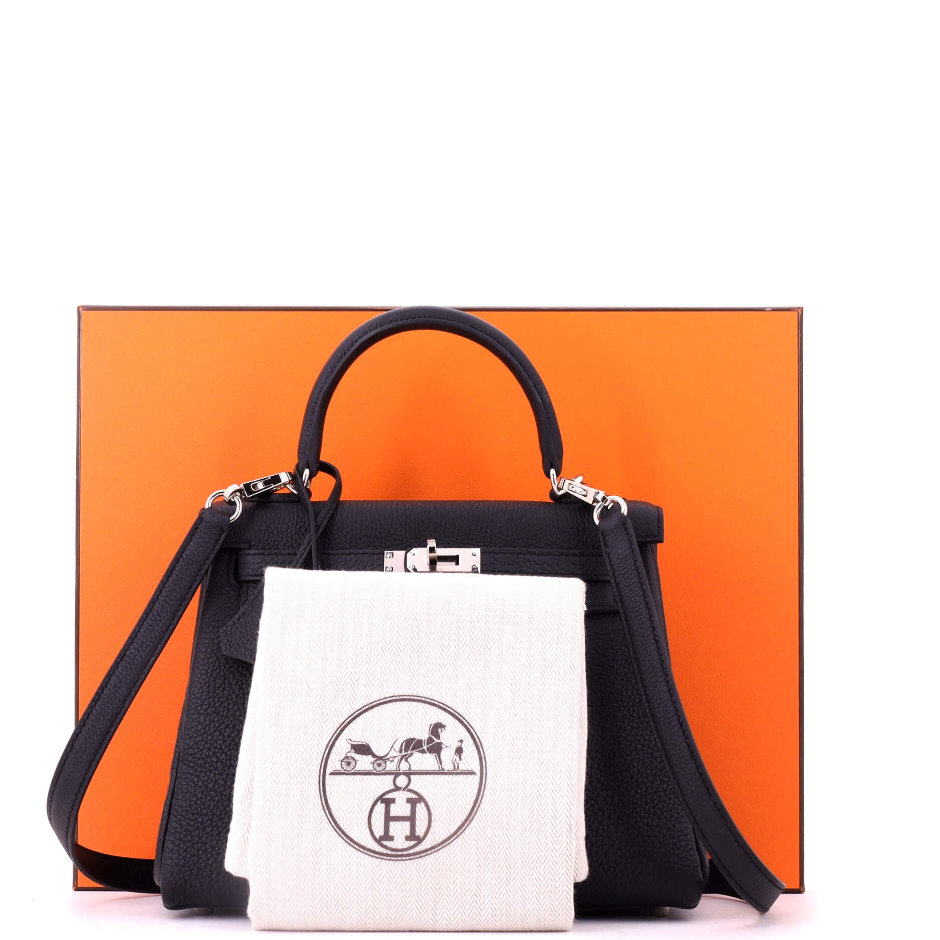 81034712 Kelly Handbag Black Togo with Palladium Hardware 25, Alternate, color, Noir