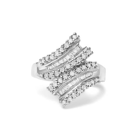 14K White Gold 1/2 Cttw Round and Baguette Diamond Swirl Cocktail Ring