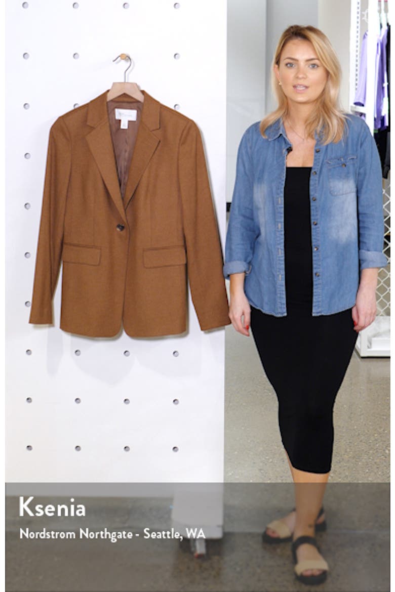 One-Button Blazer video
