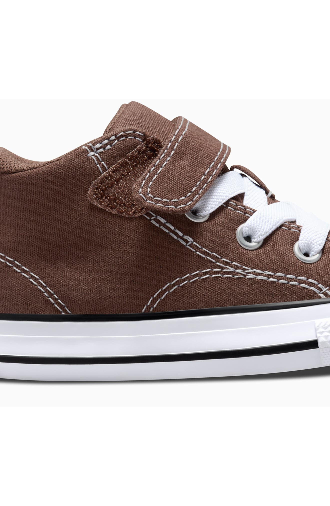 Converse Kids' Chuck Taylor All Star Malden Street Canvas Low Top Sneaker, Alternate, color, Bear Nap/ White/ Black