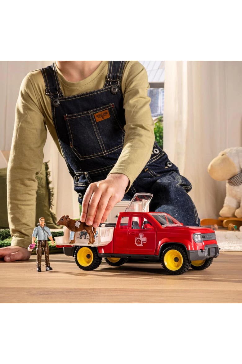 Farm World, Veterinarian Pick Up At The Farm, 29 Piece Vehicle Playset, Alternate, color, Multicolored