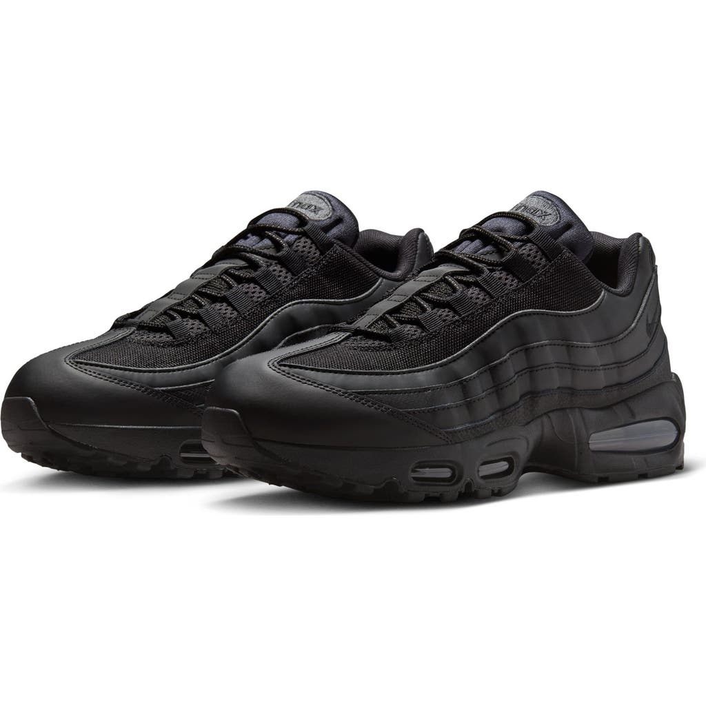 Nike Air Max 95 Sneaker In Black