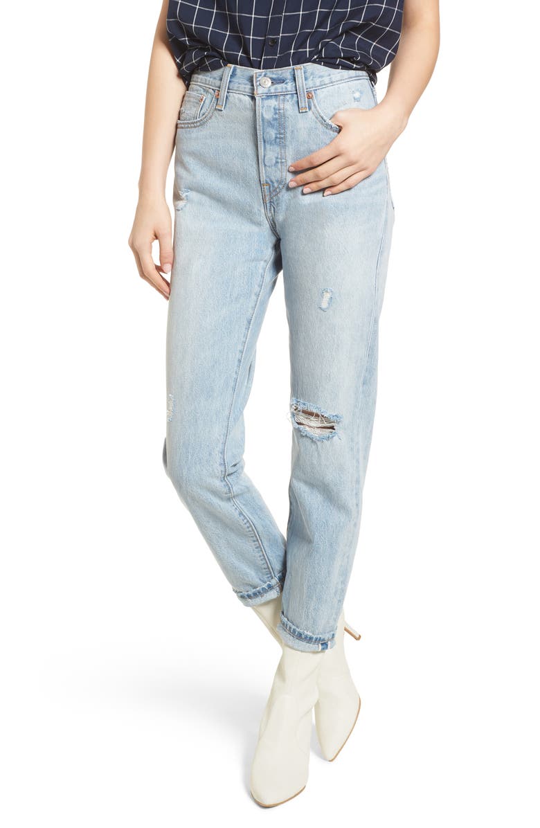 Levi's<sup>®</sup> Wedgie Icon Fit Ripped High Waist Ankle Jeans, Main, color, 