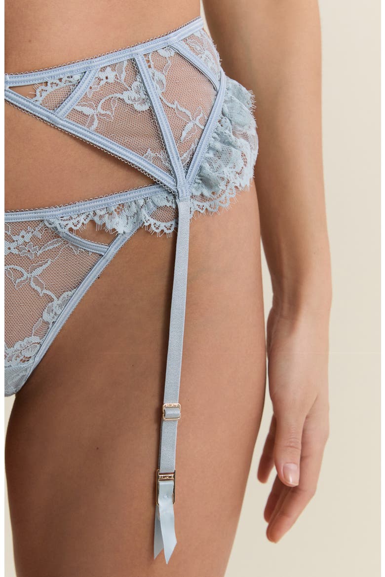Beloved Porte Jartelle Lace Garter Belt, Alternate, color, OXYGEN