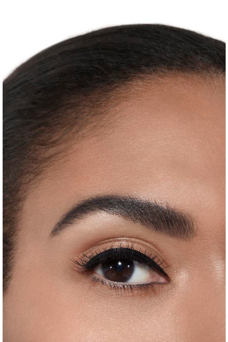 LIGNE GRAPHIQUE DE CHANEL 
Liquid Eyeliner Intensity Definition, Alternate, color, 10 NOIR