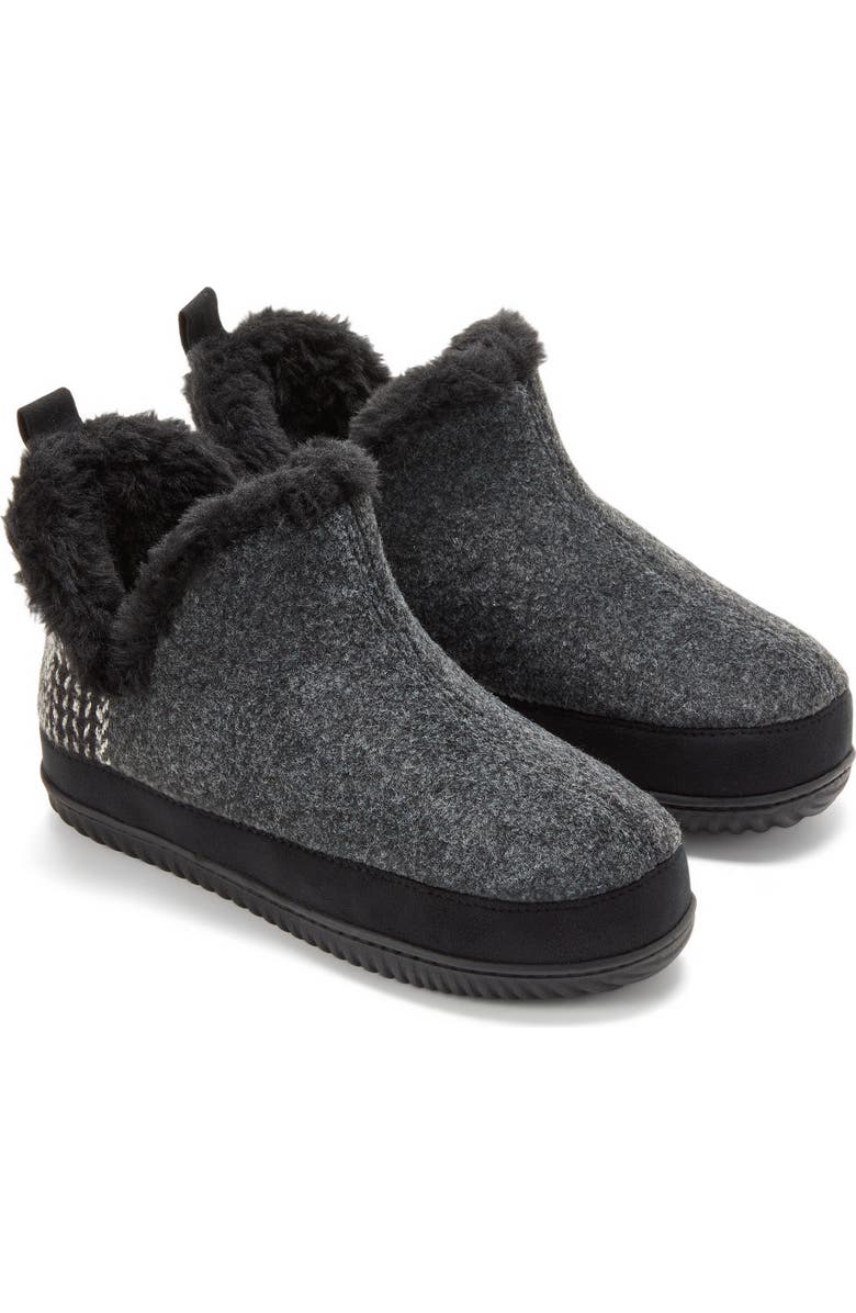 DEARFOAMS Felted and Plaid Boot Slipper, Alternate, color, Black