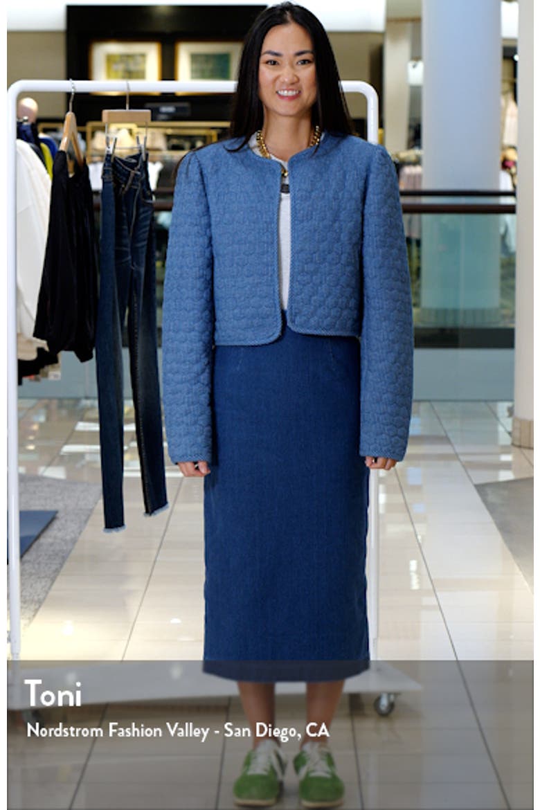 Puff Shoulder Quilted Crop Jacket video