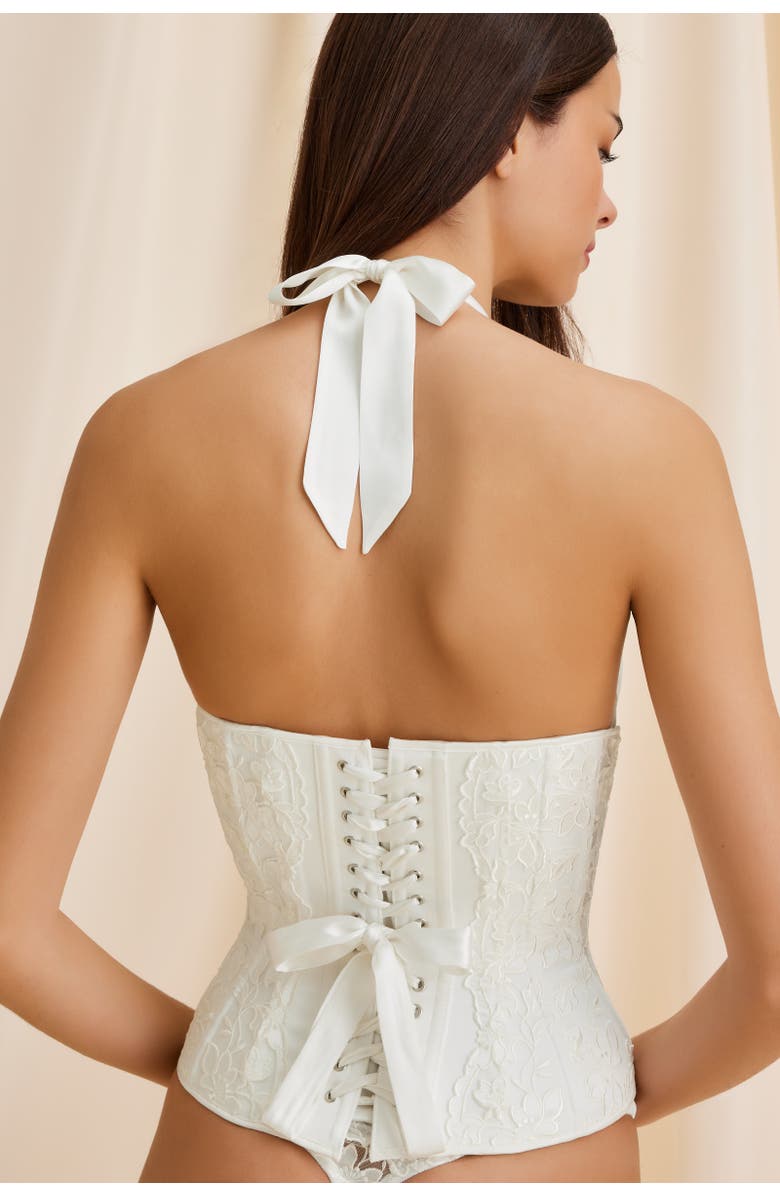 Scarlett Gasque Velma Waspie, Alternate, color, White