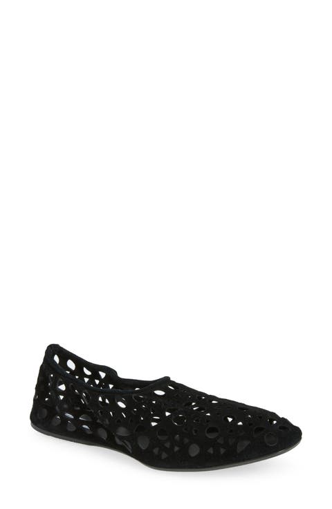 Neo Vienne Perforated Ballet Flat