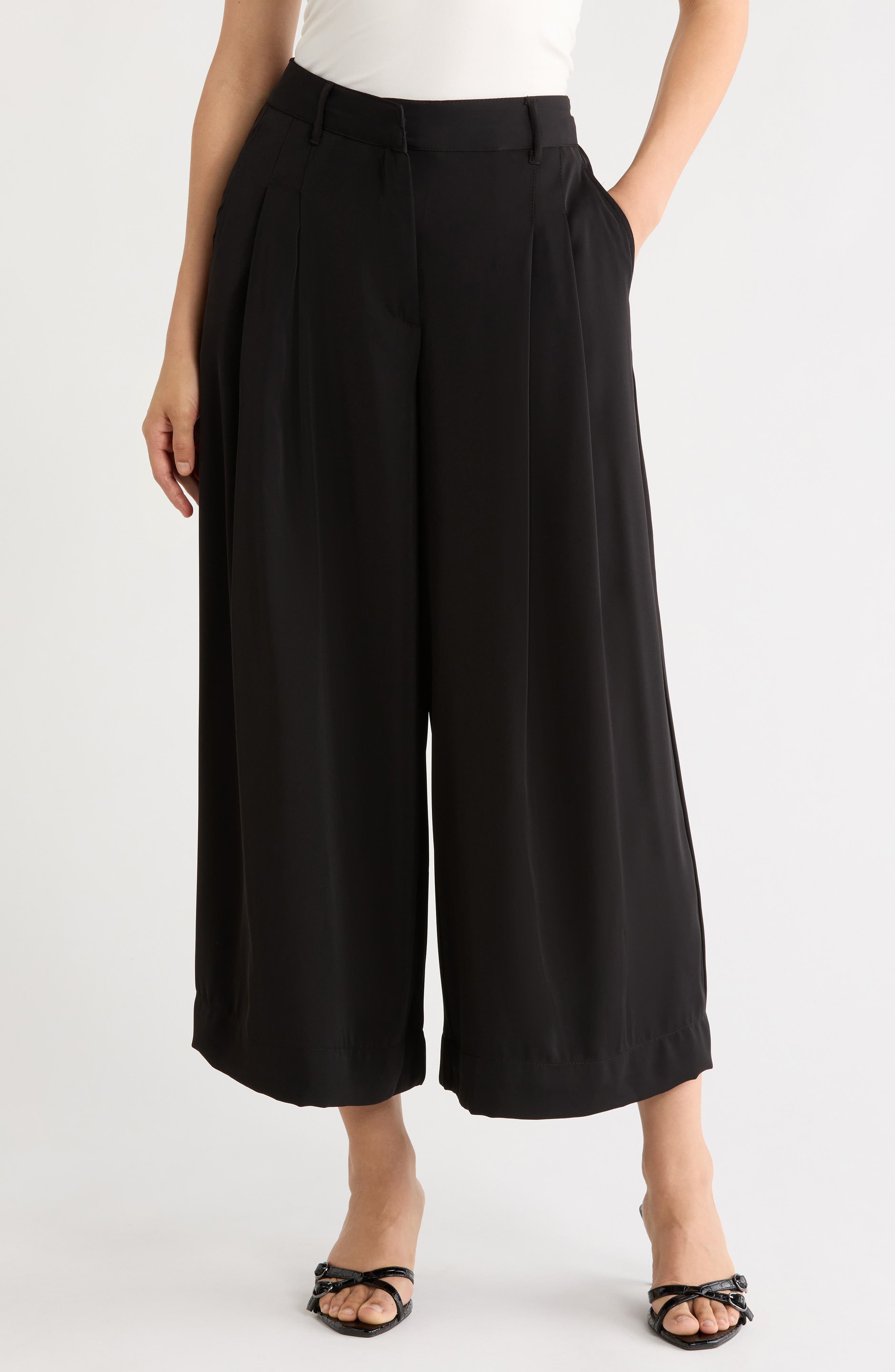 Pleated Wide Leg Culottes