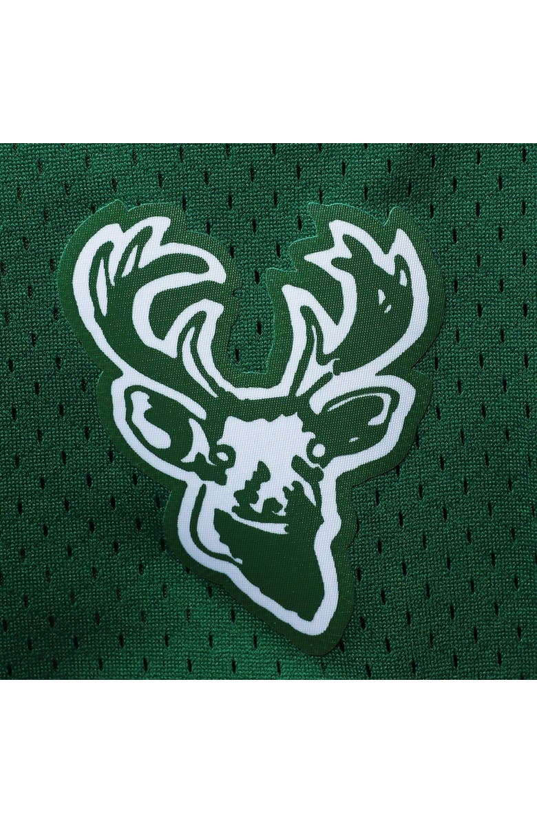 Mitchell & Ness Men's Mitchell & Ness Green Milwaukee Bucks Big & Tall Hardwood Classics Team Swingman Shorts, Alternate, color, Green