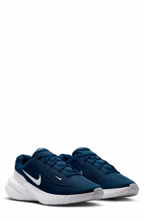 Nike Uplift SC Sneaker