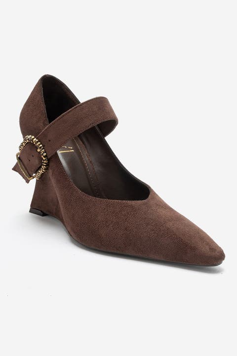 Lyons Buckled Wedge Pump