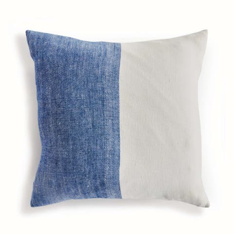 Jules Pillow 24"
