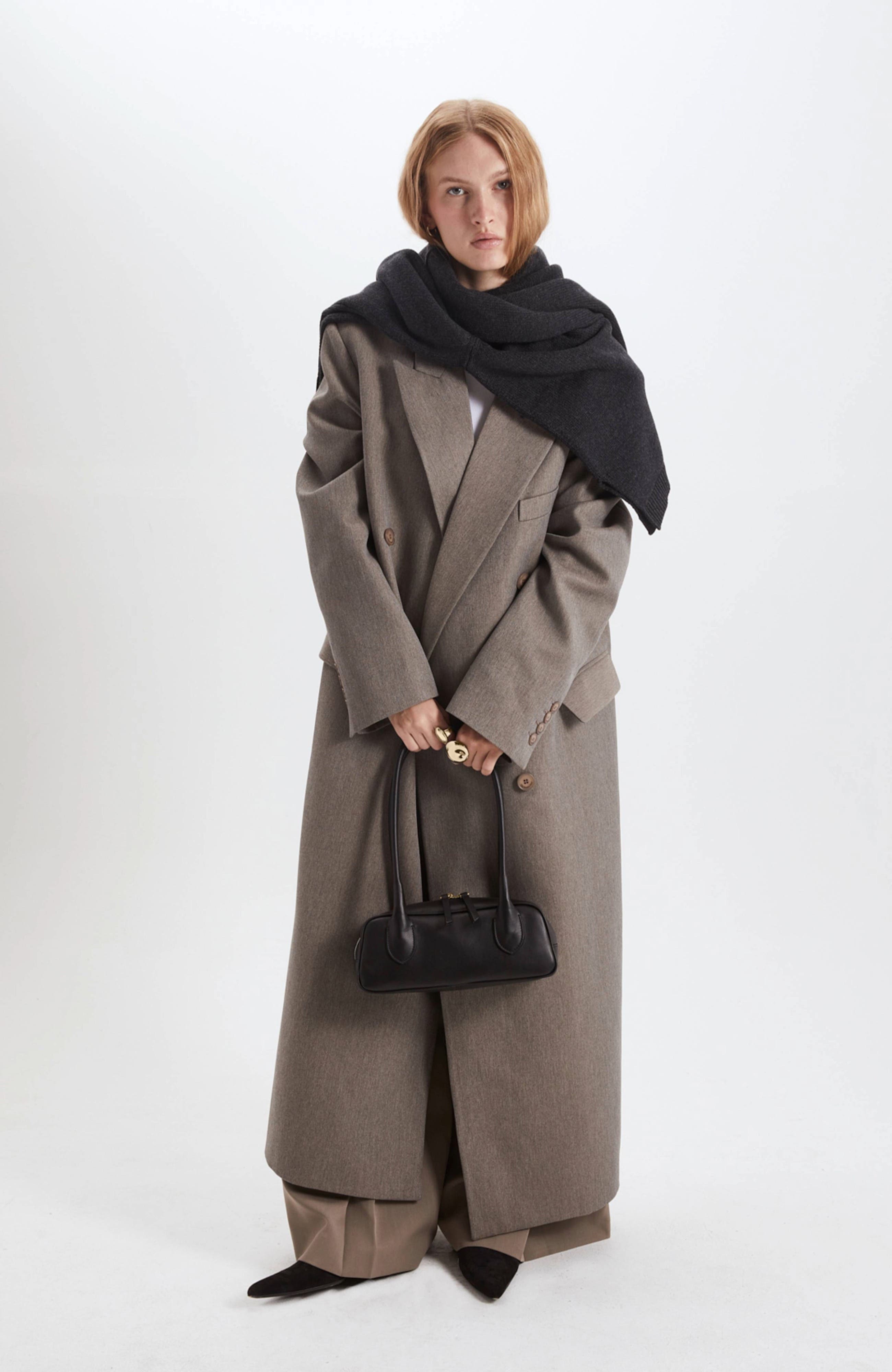 HYER GOODS Mini La Strada Leather East West Bag, Alternate, color, Black/Gold