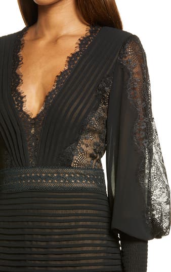 Tadashi Shoji Lace Pintuck Long Sleeve Cocktail Dress