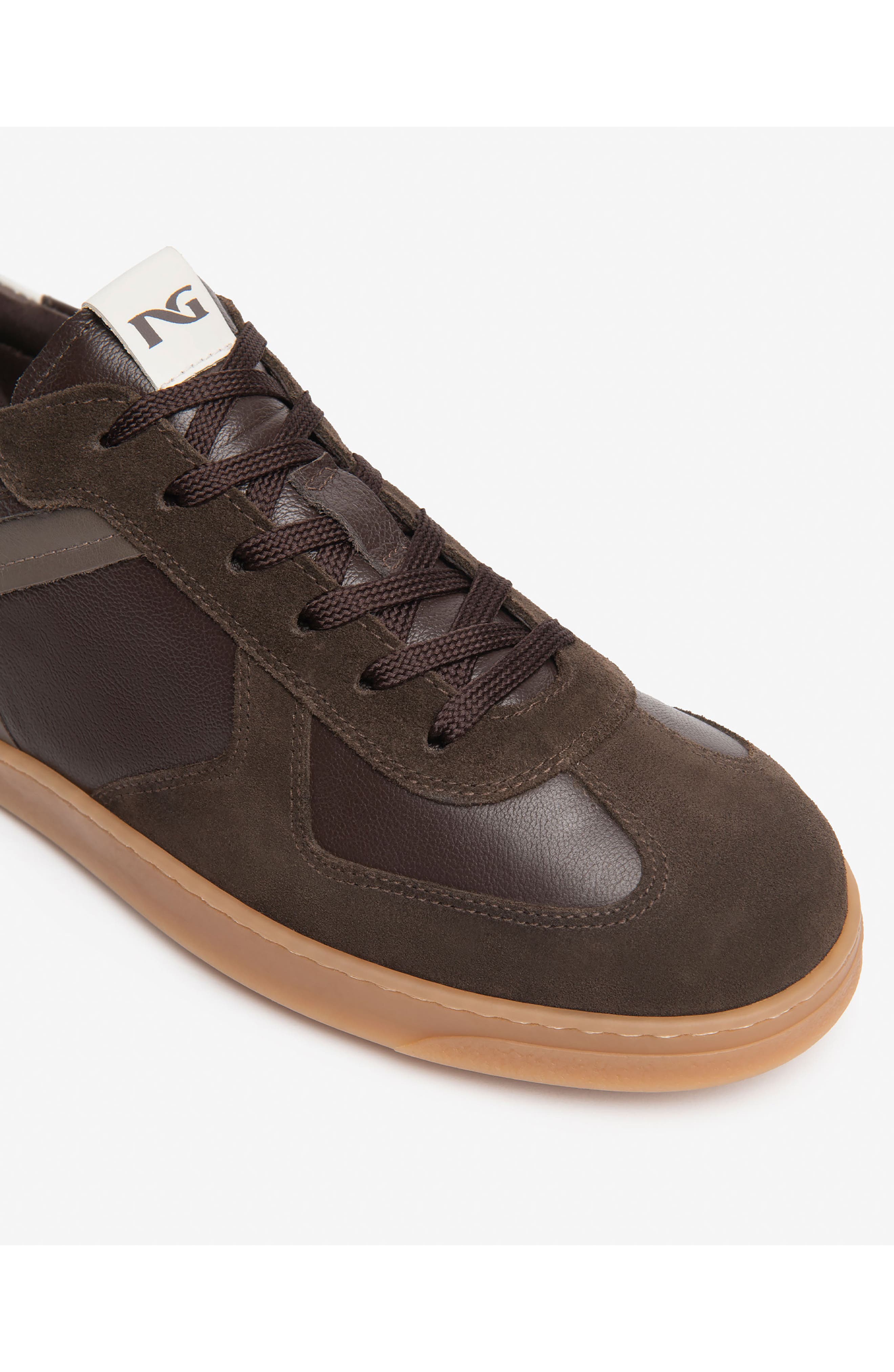 LOW TOP RETRO SNEAKER, Alternate, color, CHOCOLATE
