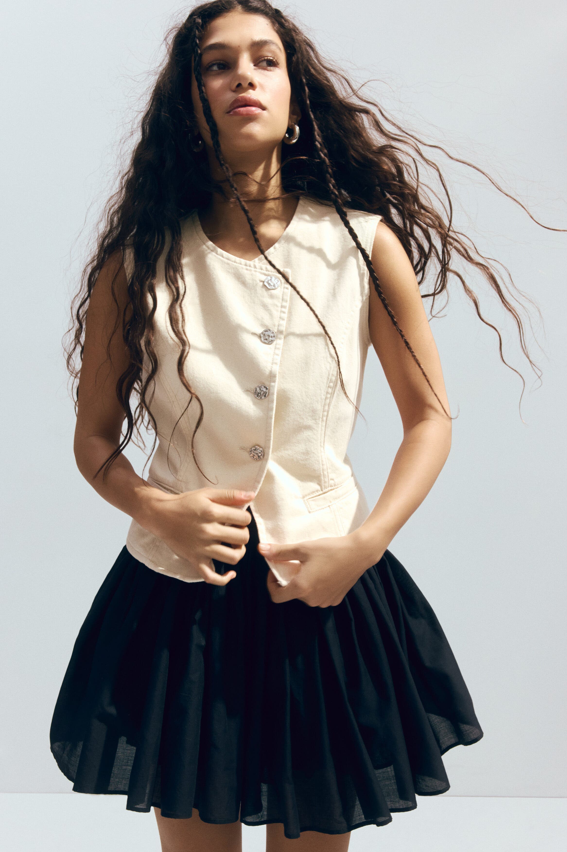 Hammered-button Twill Waistcoat - image 2