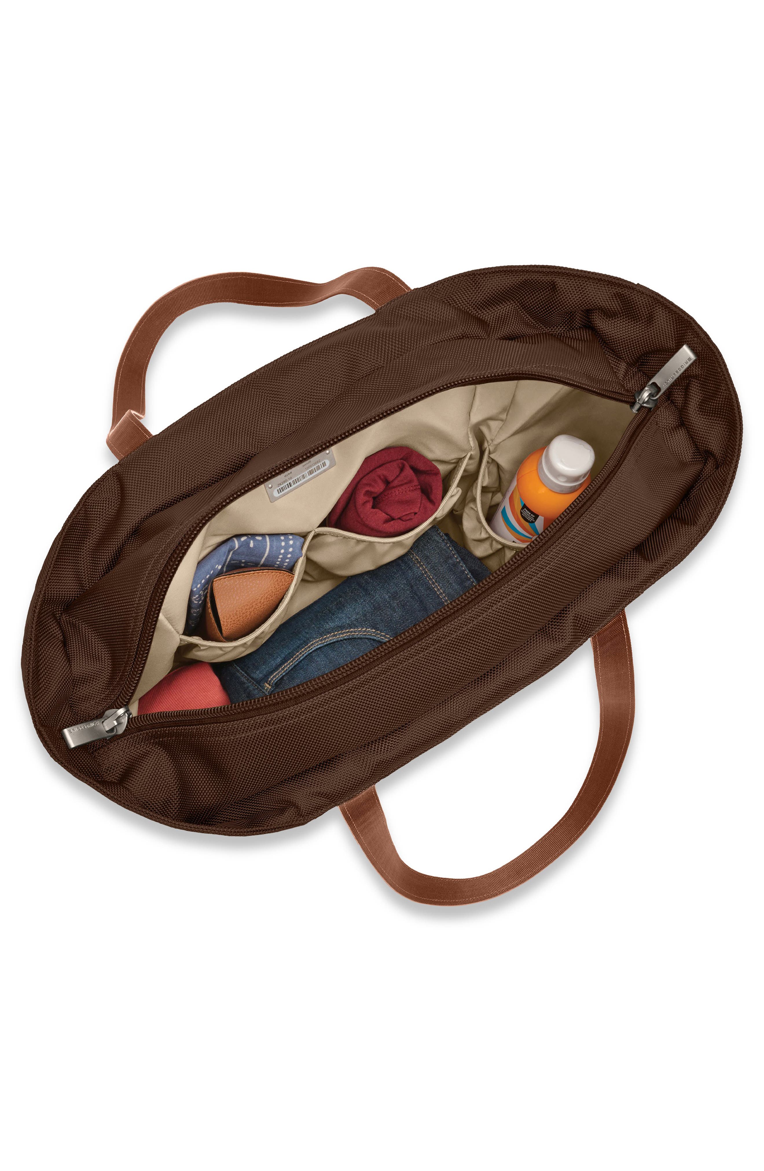 Baseline Traveler Tote Bag, Alternate, color, CHOCOLATE