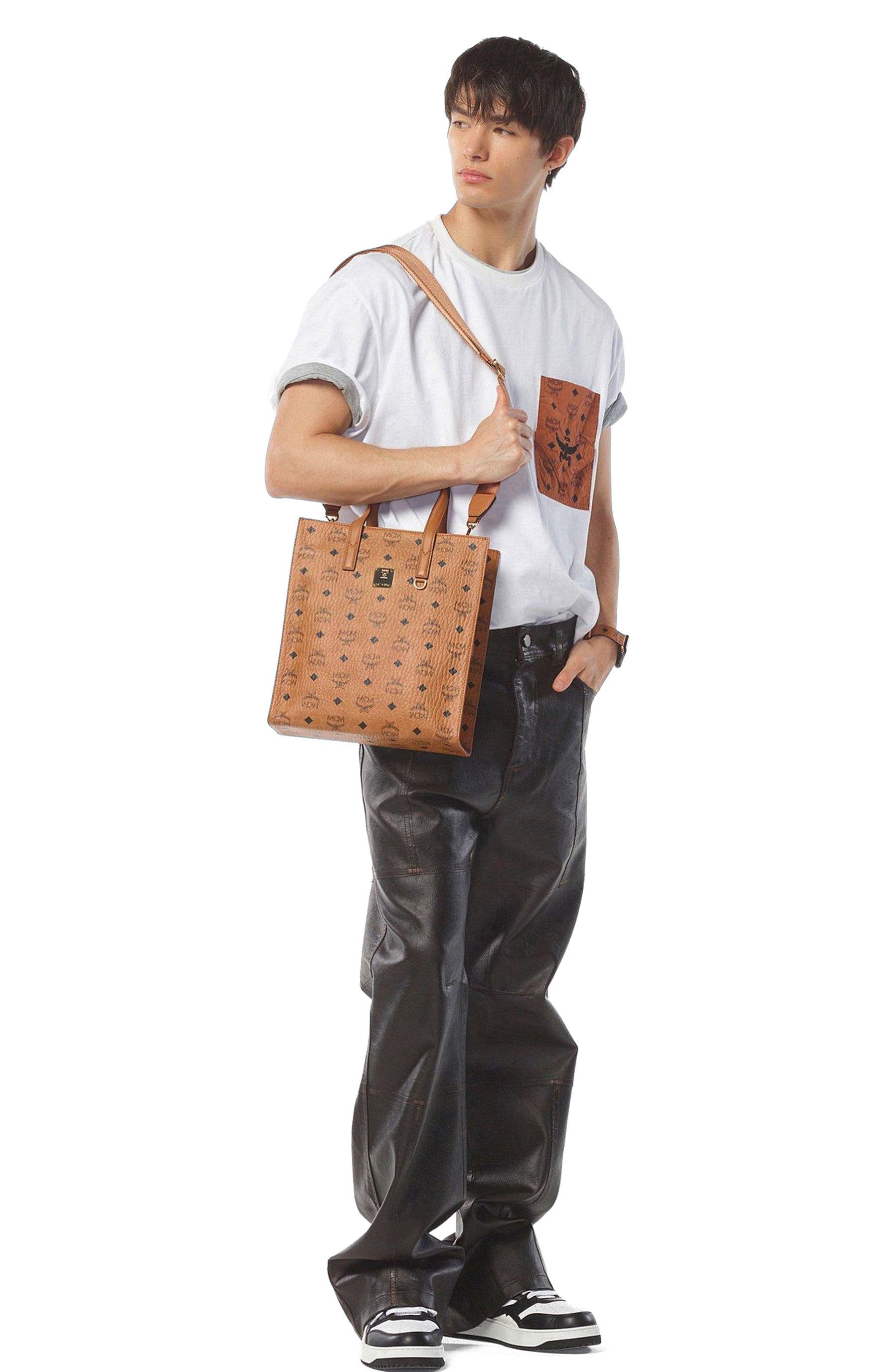MCM Aren Tote in Visetos, Alternate, color, 
