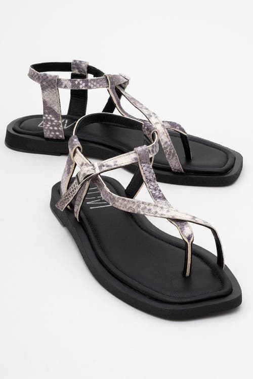 Forever & Always Shoes Morgana Leather Thong Sandal In Black