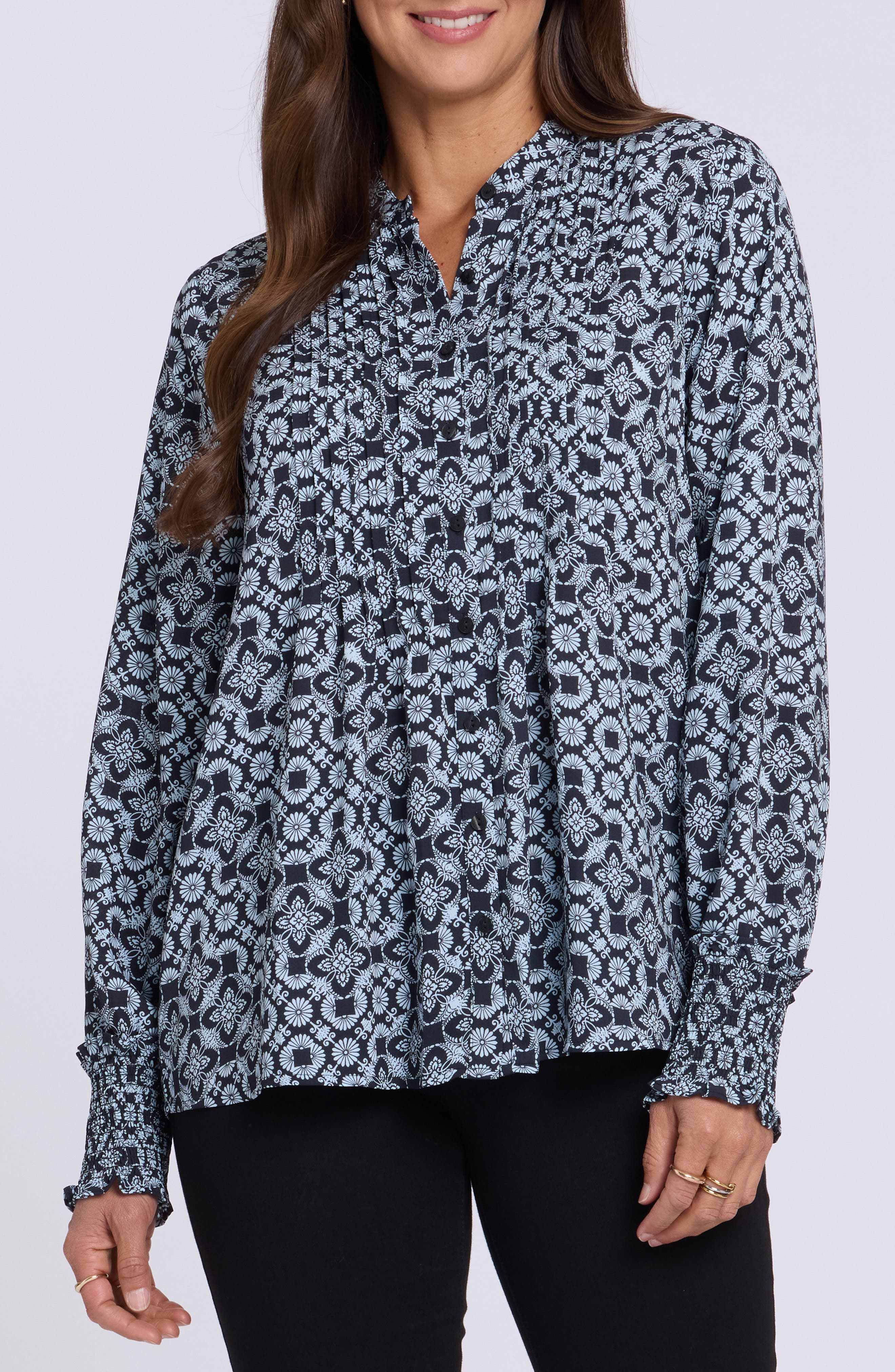 selected ANGELIKA NAVY