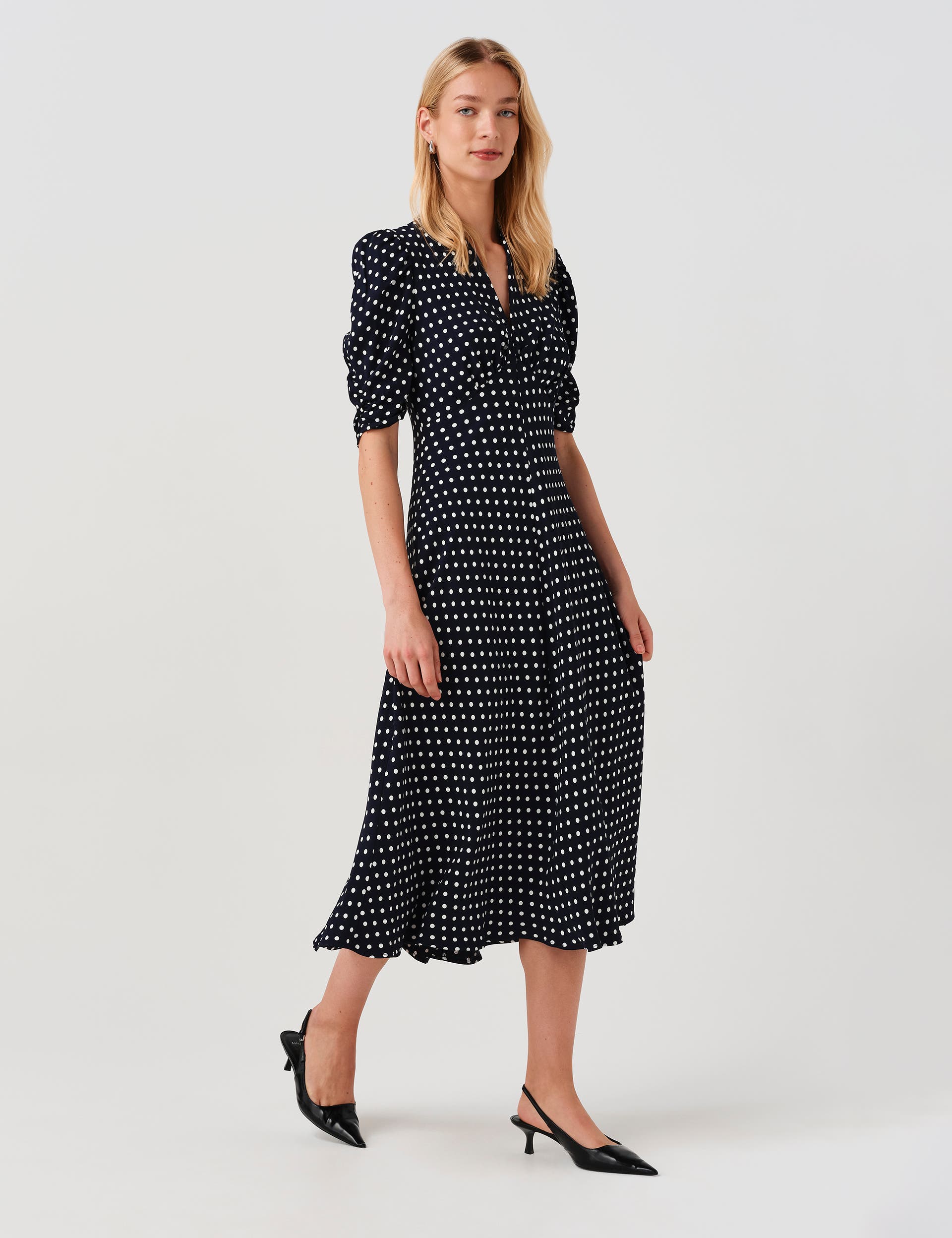 selected Navy Spot