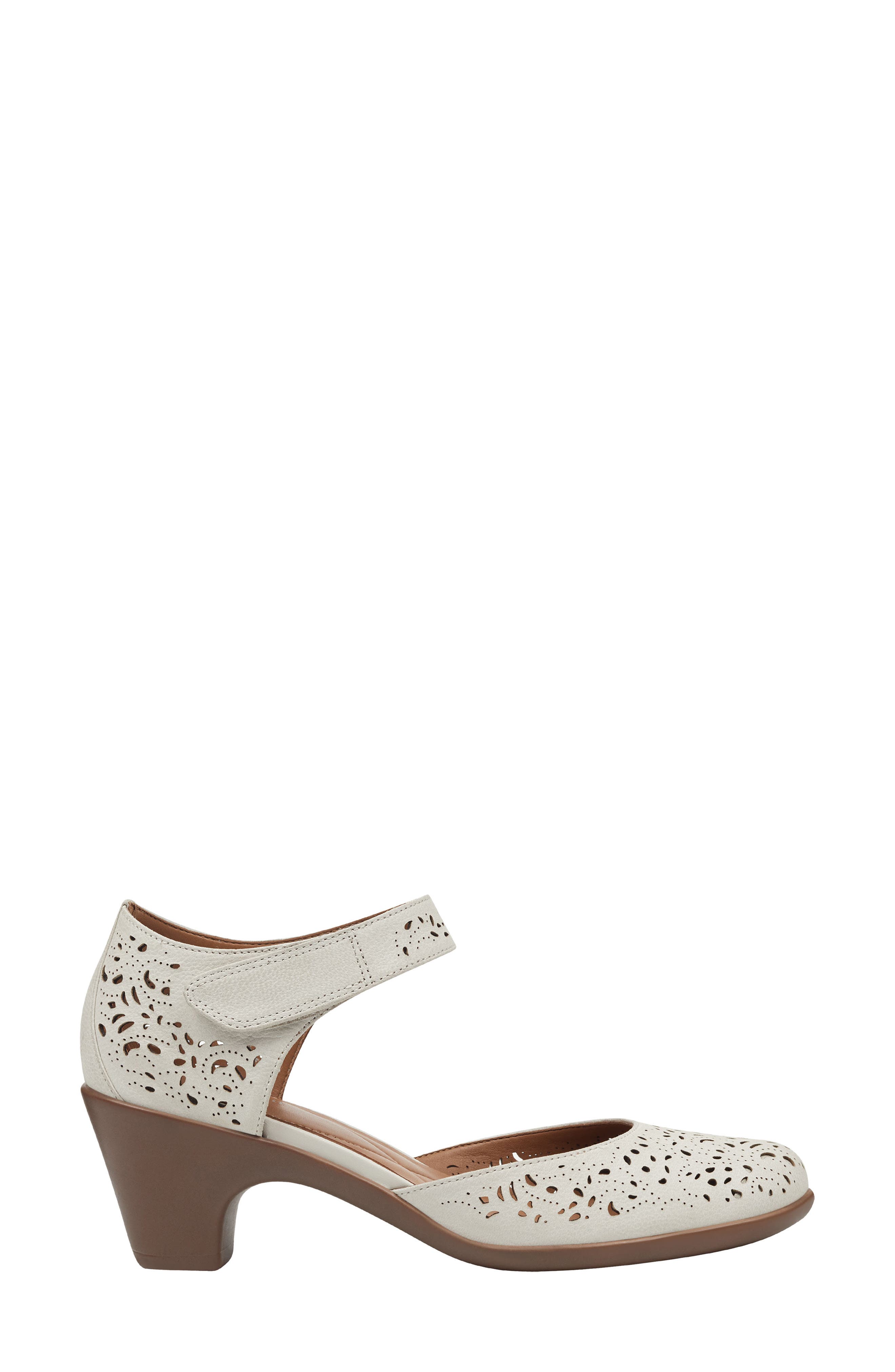 Easy Spirit Secindie Mary Jane Pump, Alternate, color, Latin White Nubuck