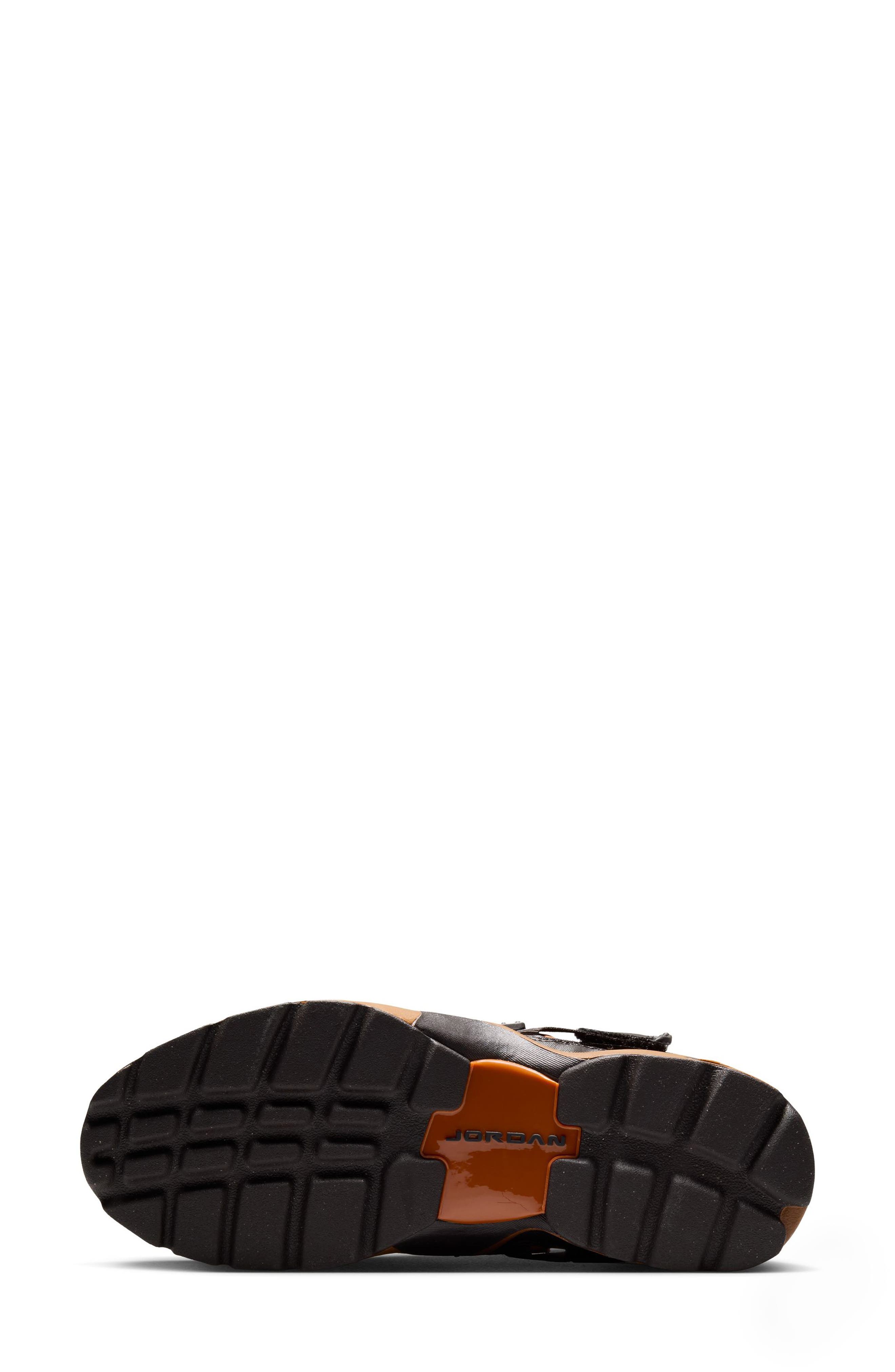 Trunner LX Sneaker, Alternate, color, 200 LTBTTN/DSTORG