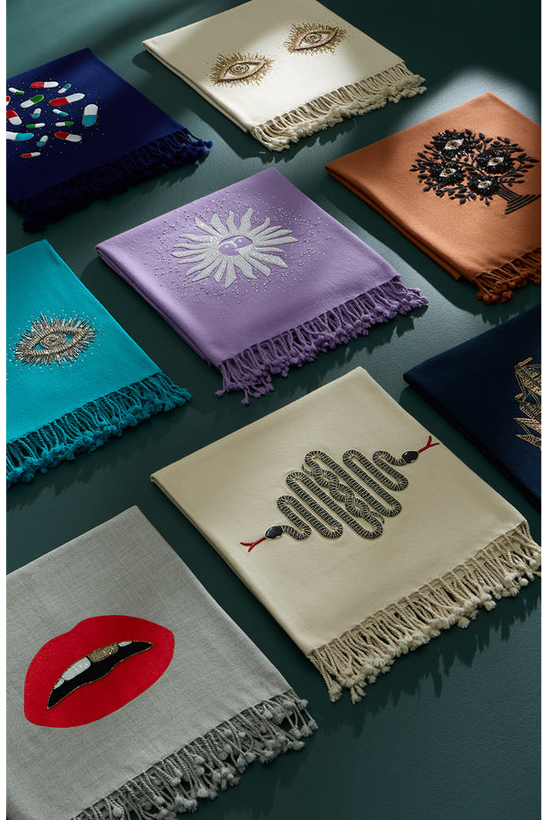 Snake Embellished Throw Blanket, Alternate, color, Off-White / Black