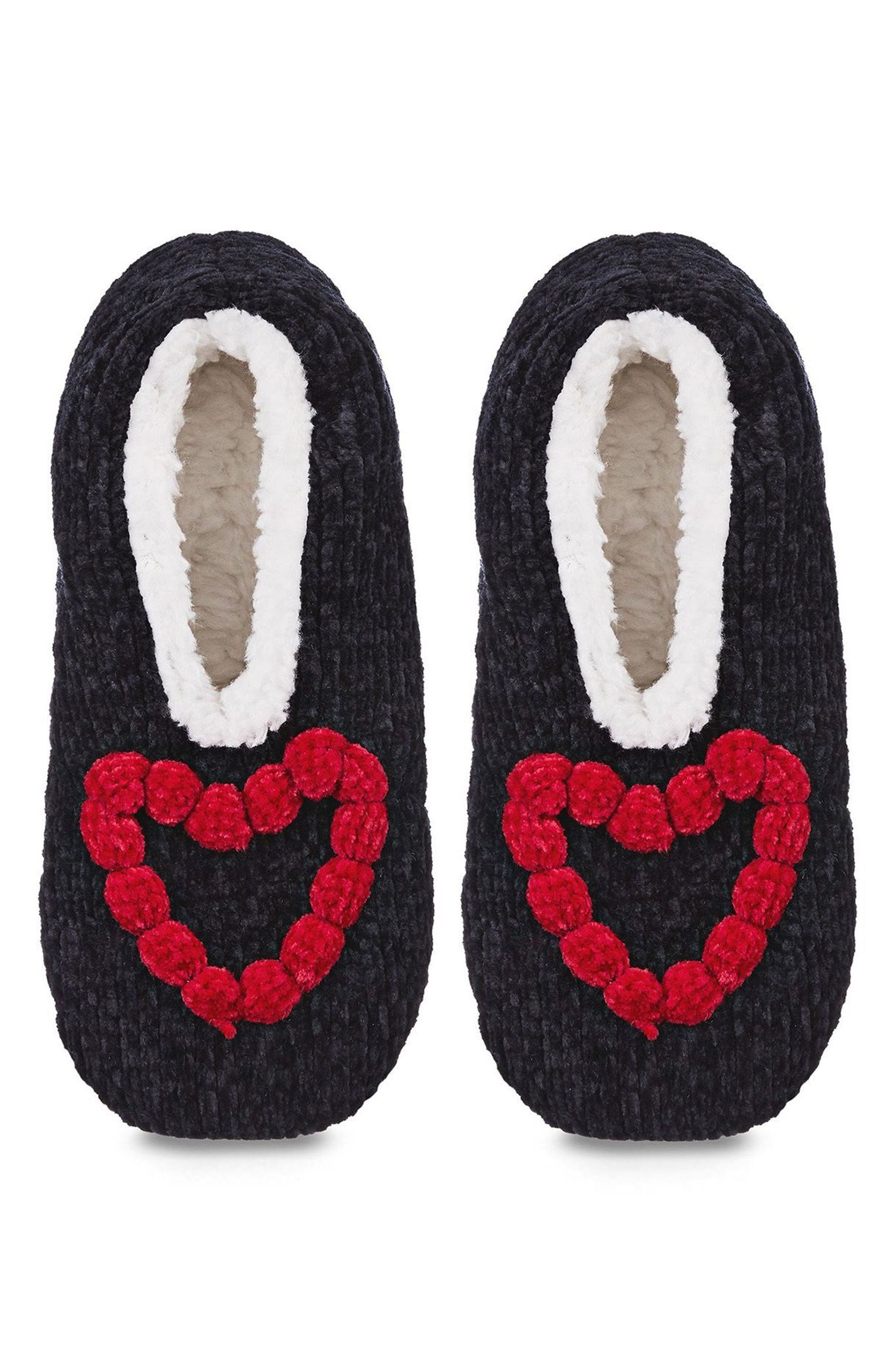 Cozy Heart Chenille Slipper Socks, Alternate, color, BLACK