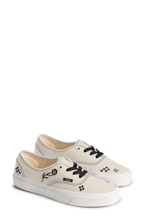 Gender Inclusive Authentic Sneaker