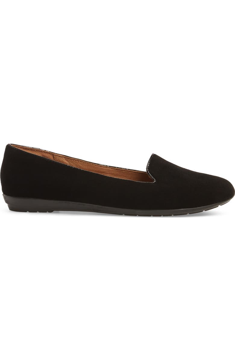 Söfft Belden Almond Toe Loafer, Alternate, color,