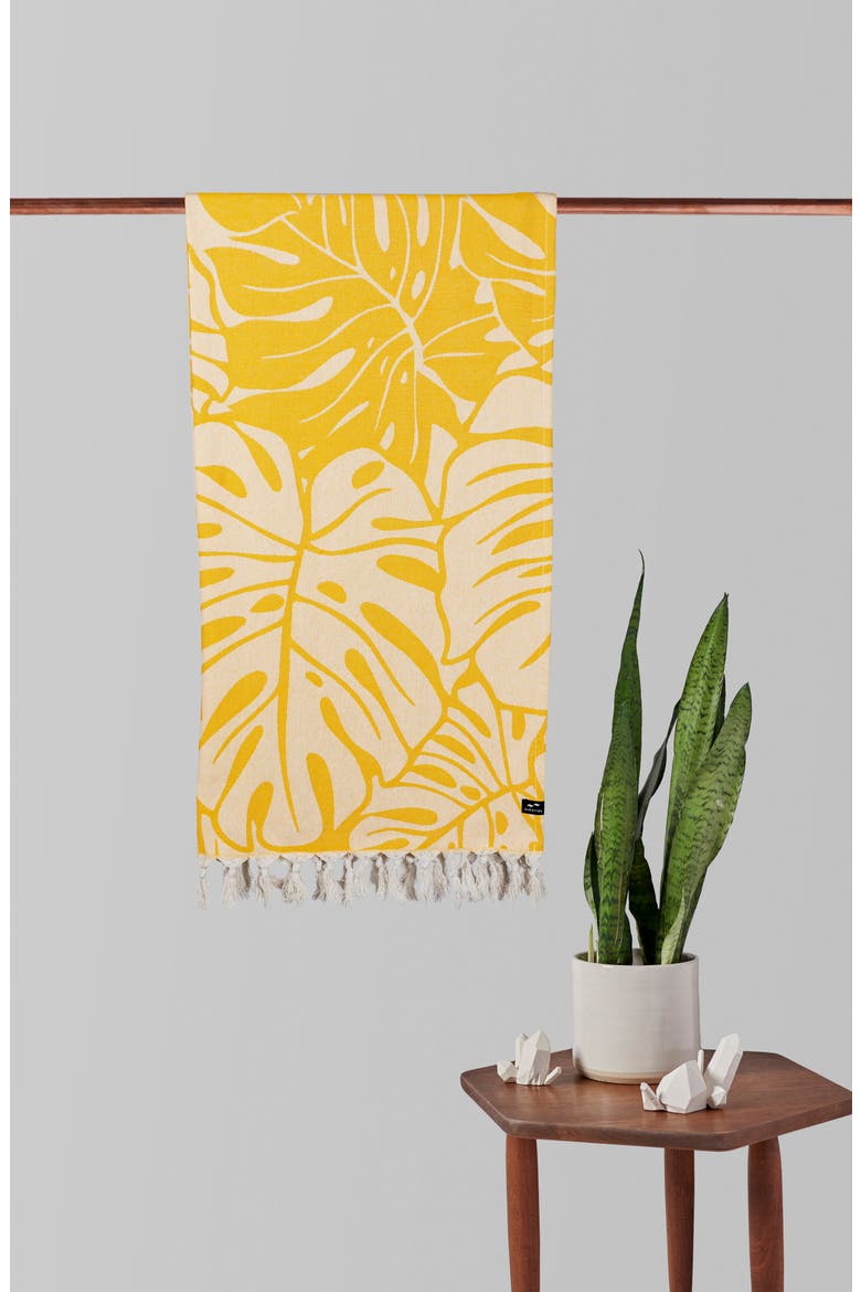 Tarovine Beach Towel, Alternate, color, MEDIUM YELLOW