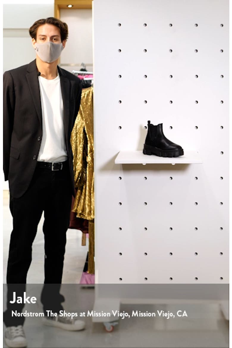 Xanthos Lug Chelsea Boot video