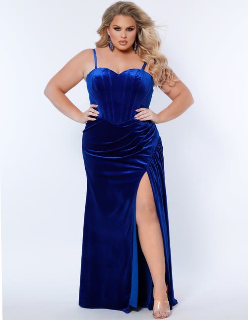Sydney's Closet Velvet Strapless Sweetheart Plus Size Evening Gown In Royal