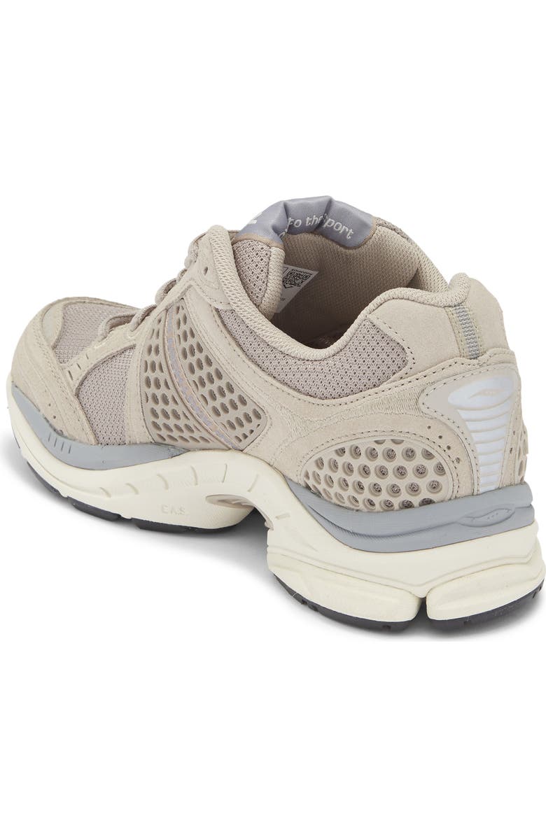 Saucony Progrid Triumph 4 Sneaker, Alternate, color, Grey/Dove