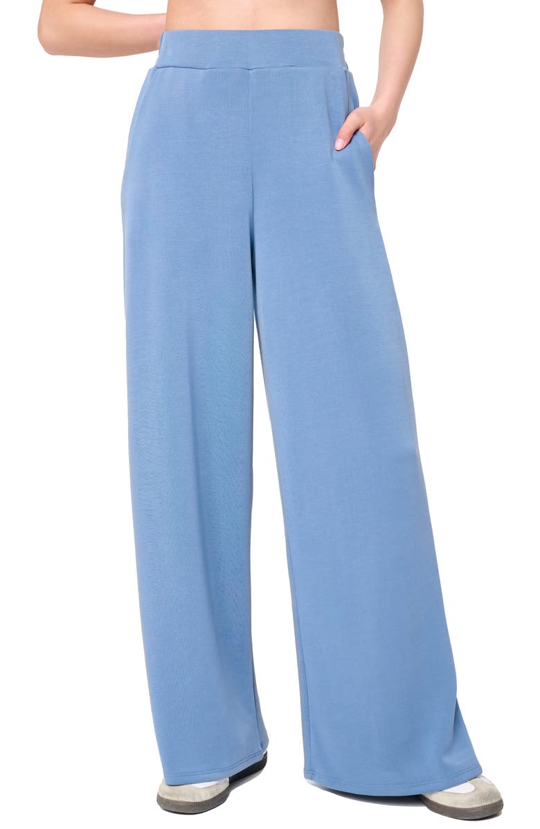 GIBSONLOOK Luxe Everywhere Pants, Main, color, Denim