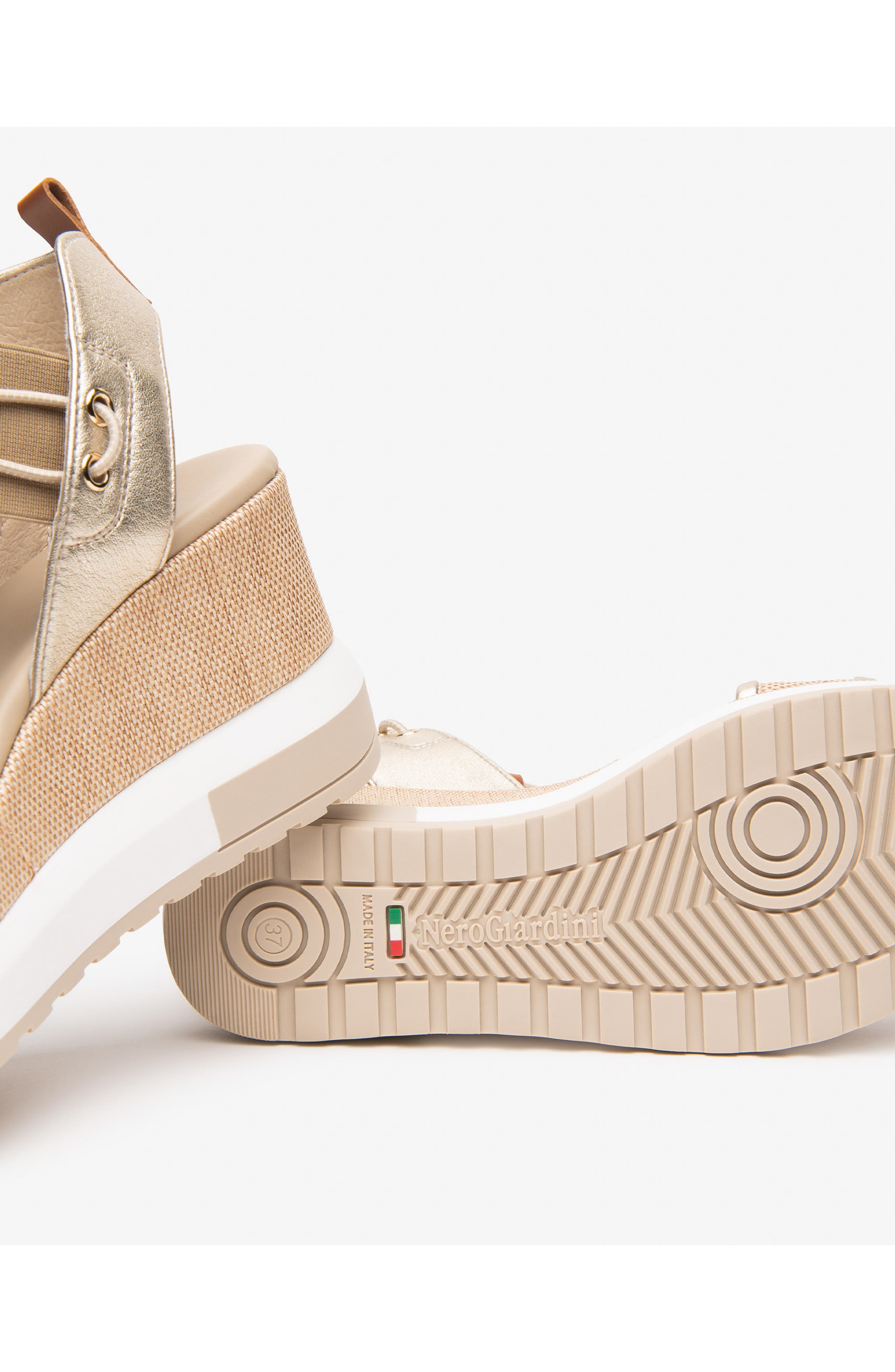 Bungee Platform Wedge Sandal, Alternate, color, LINEN/ GOLD