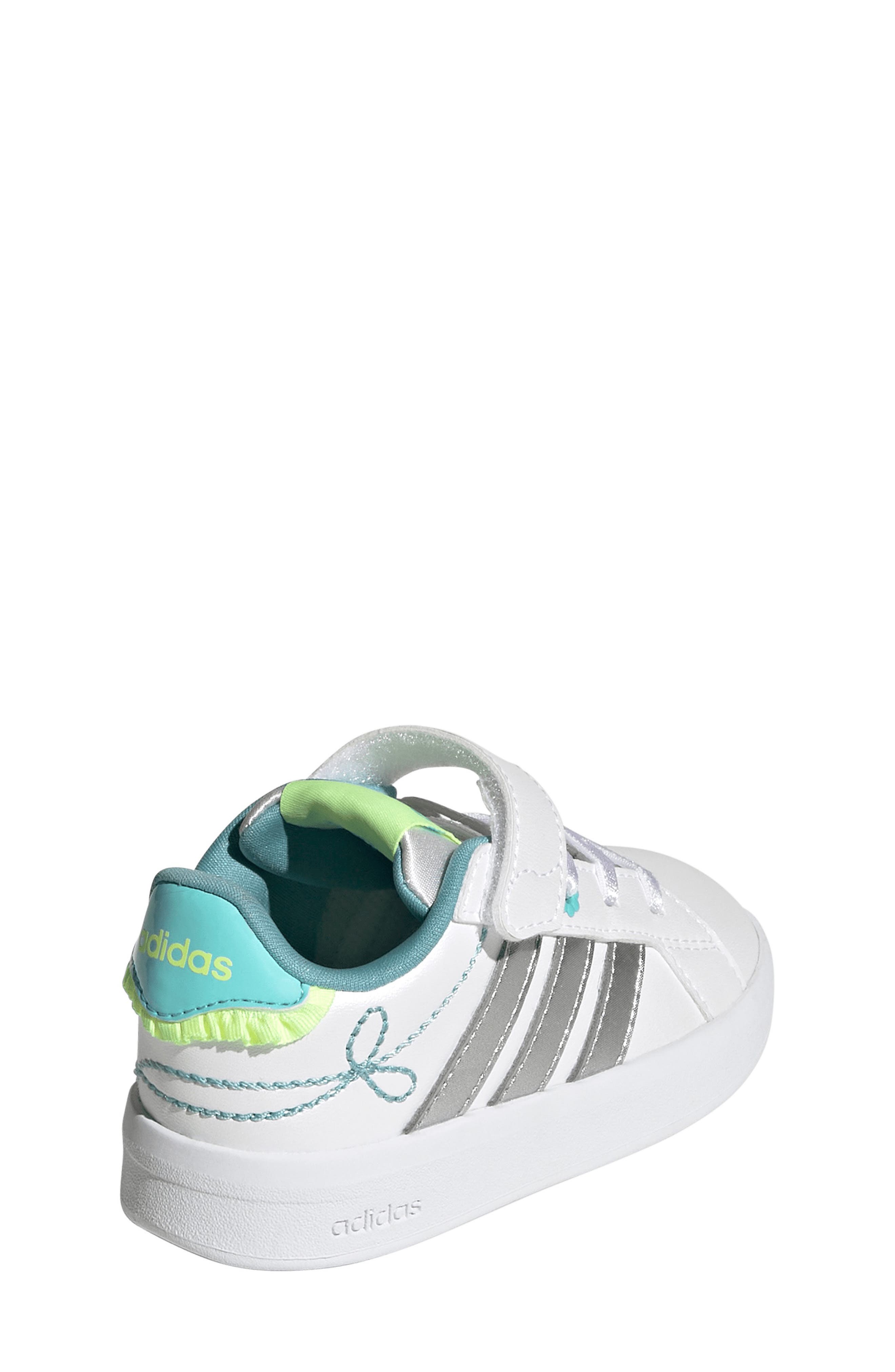 adidas Kids' Grand Court 3.0 Sneaker, Alternate, color, Ftwwht/Sil