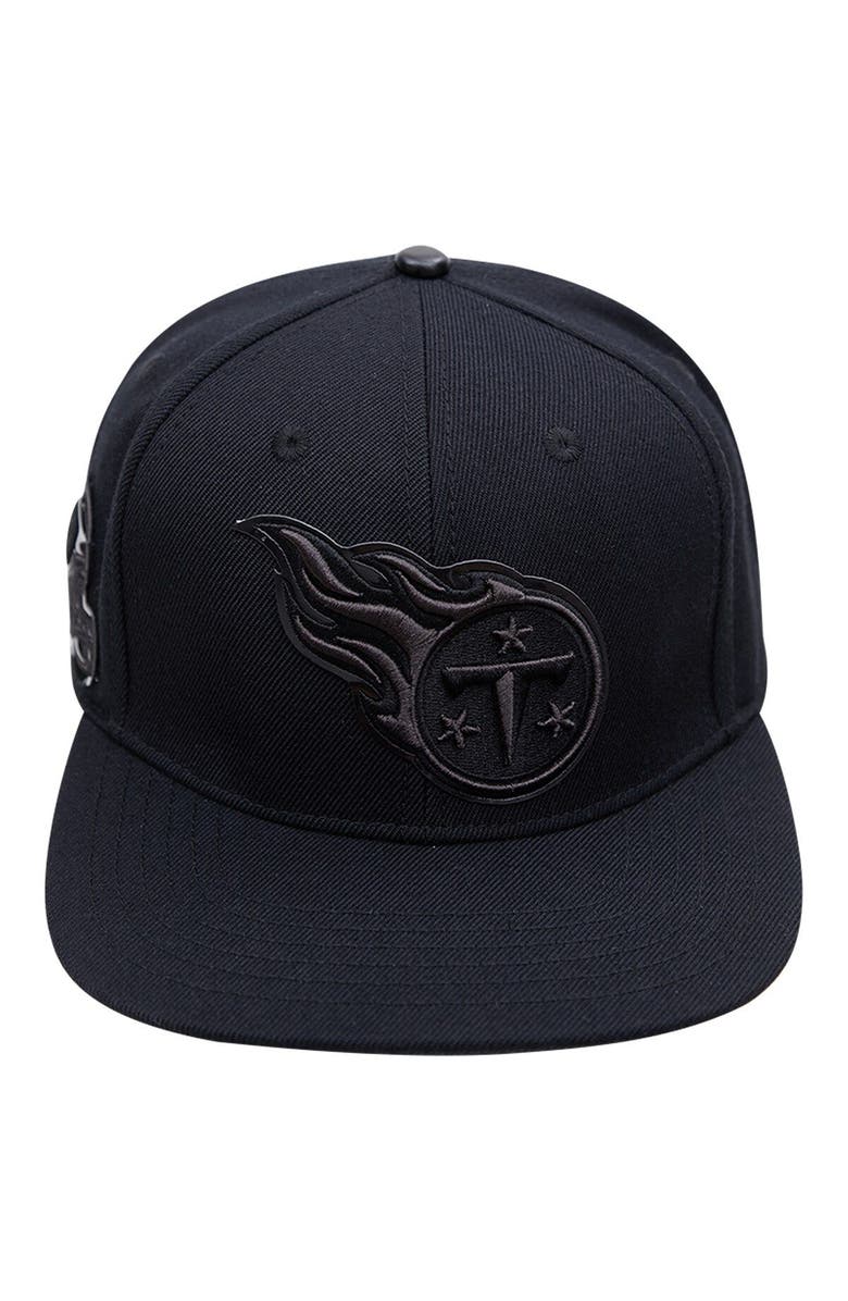 PRO STANDARD Men's Pro Standard Tennessee Titans Triple Black Snapback Hat, Alternate, color,