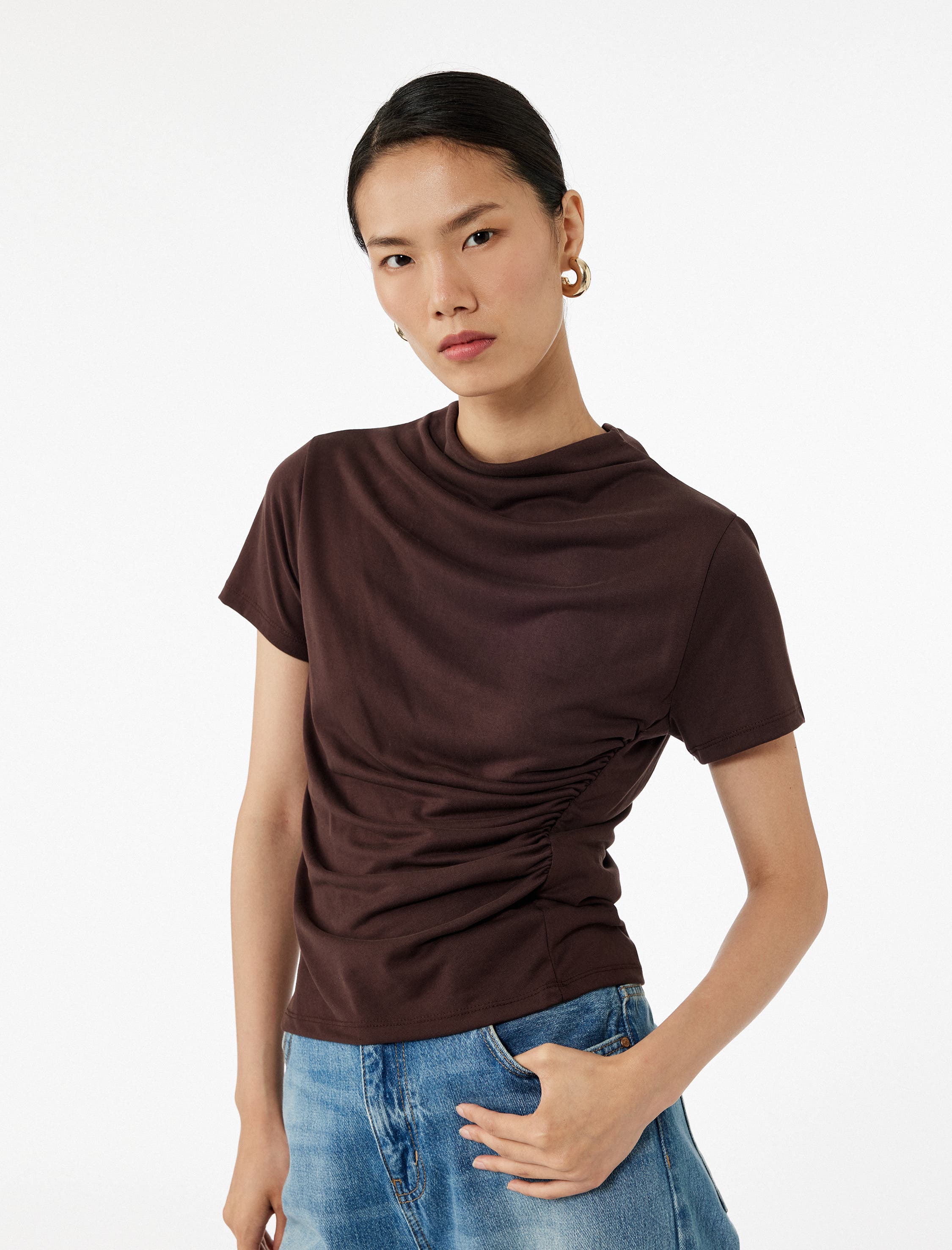 selected BROWN
