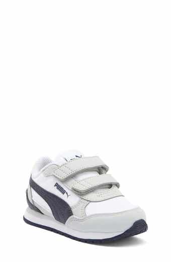 PUMA Kids' Runner V4 Sneaker