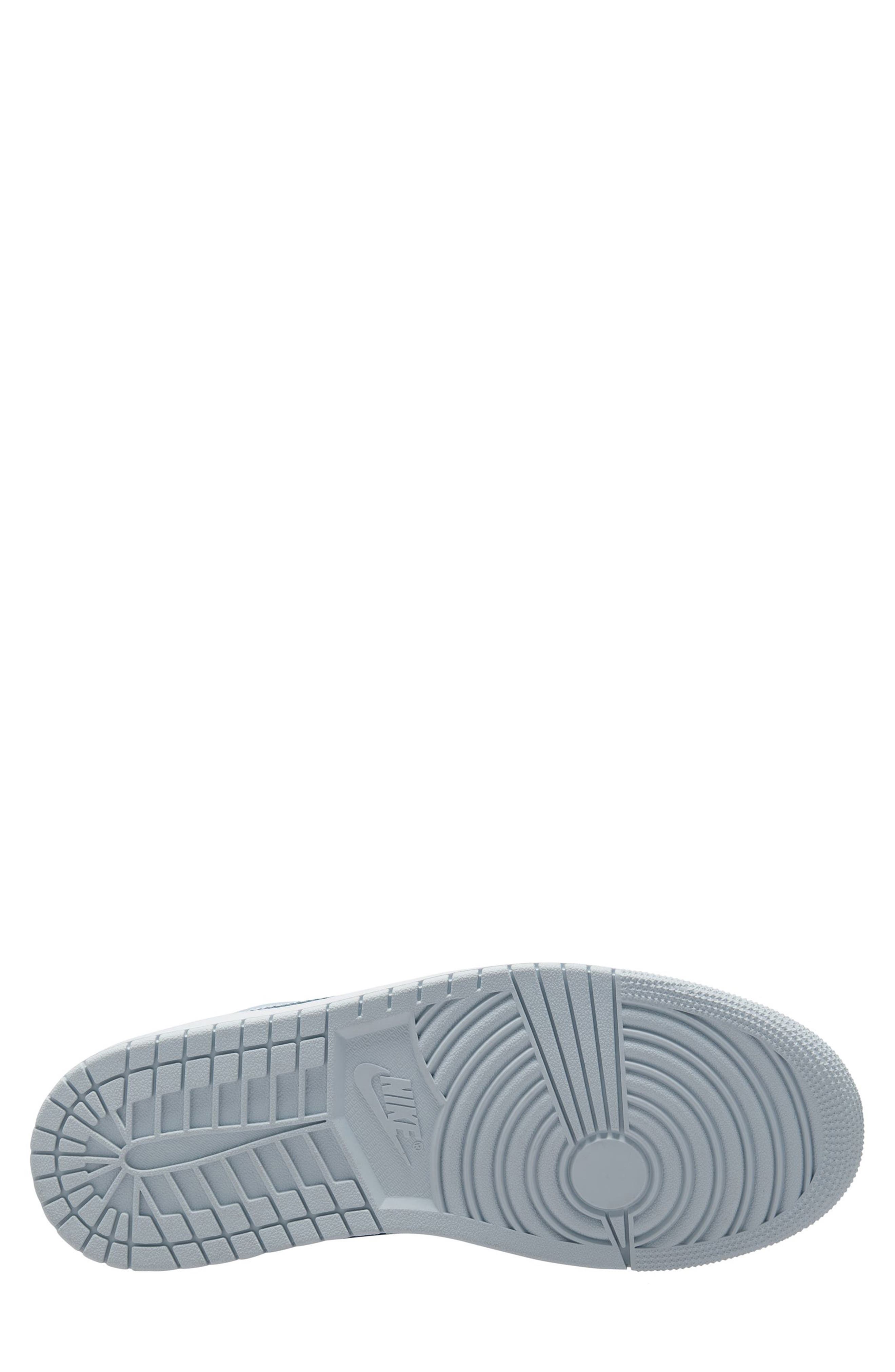 Air Jordan 1 Low Basketball Sneaker, Alternate, color, AURA/ SQUADRON BLUE