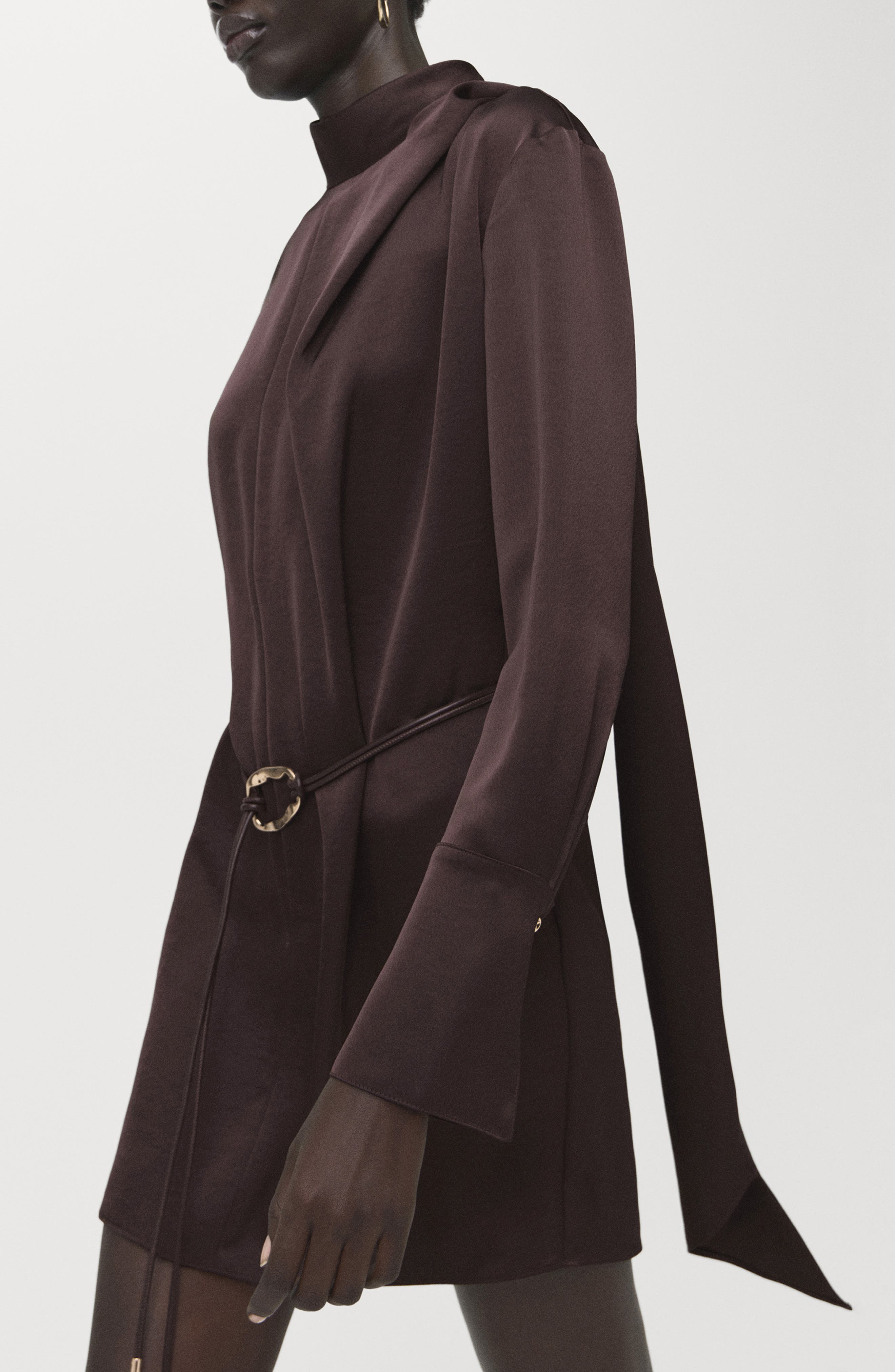 selected BROWN